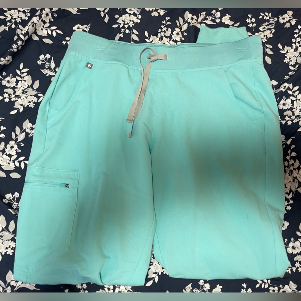 NWOT Figs Fresh Aqua M/T Zamora Jogger